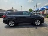 Used 2017 Toyota Highlander Limited image 5
