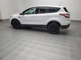Used 2017 Ford Escape SE image 3