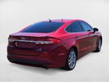 Used 2017 Ford Fusion SE image 5
