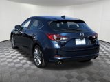 Used 2018 MAZDA MAZDA3 Touring image 4