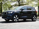 Used 2019 Volvo XC40 T5 Momentum image 3