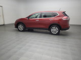 Used 2015 Nissan Rogue SV image 3