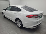 Used 2018 Ford Fusion SE w/ Fusion SE Technology Package image 3