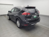 Used 2017 Nissan Rogue SV image 5
