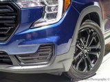 Used 2022 GMC Terrain SLE w/ Driver Convenience Package image 4