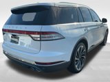 Certified 2021 Lincoln Aviator Reserve w/ Equipment Group 201A image 5