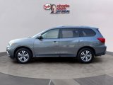 Used 2020 Nissan Pathfinder SV image 2