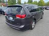 Used 2018 Chrysler Pacifica Limited w/ Advanced Safetytec Group image 5