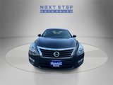 Used 2015 Nissan Altima 2.5 SV image 2