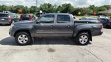 Used 2015 Toyota Tacoma 4x4 Double Cab image 2