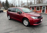 Used 2023 Chrysler Voyager LX image 2