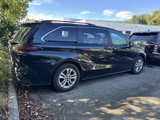 Used 2022 Toyota Sienna XLE image 6