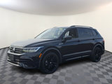 Certified 2022 Volkswagen Tiguan SE R-Line image 3