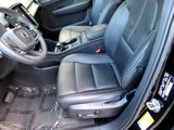 Used 2022 Volvo XC40 T5 Momentum image 6