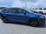Used 2021 Chrysler Pacifica Touring w/ S Appearance Package image 2