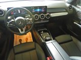 Used 2023 Mercedes-Benz GLB 250 4MATIC w/ Premium Package image 2