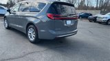 New 2025 Chrysler Pacifica Select image 5