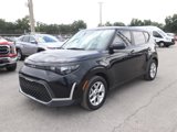 Used 2023 Kia Soul LX w/ LX Technology Package image 3