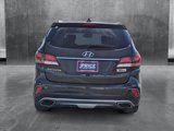 Used 2017 Hyundai Santa Fe SE image 6