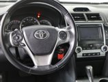 Used 2014 Toyota Camry SE image 3
