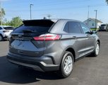 Used 2022 Ford Edge SEL w/ Convenience Package image 4