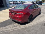 Used 2017 Ford Fusion SE w/ Fusion SE Technology Package image 4