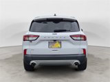 Used 2021 Ford Escape SE image 4