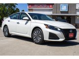 Used 2023 Nissan Altima 2.5 SV image 2