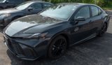 Used 2025 Toyota Camry SE image 3