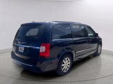 Used 2015 Chrysler Town & Country Touring image 4