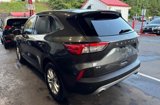 Used 2020 Ford Escape SE image 2