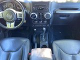 Used 2016 Jeep Wrangler Unlimited Rubicon image 2