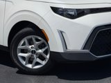 Used 2023 Kia Soul LX w/ LX Technology Package image 5