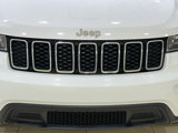Used 2018 Jeep Grand Cherokee Laredo image 4