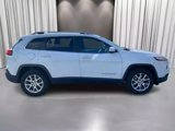 Used 2016 Jeep Cherokee Latitude w/ Comfort/Convenience Group image 4