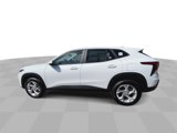 New 2025 Chevrolet Trax LS w/ LS Convenience Package image 5