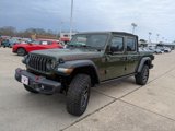 Certified 2024 Jeep Gladiator Rubicon w/ Convenience Group image 3