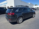 Used 2020 Kia Sorento LX w/ LX I4 Convenience Package image 3