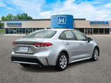 Used 2022 Toyota Corolla LE image 4