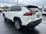Used 2022 Toyota RAV4 XLE Premium image 5
