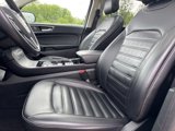 Certified 2019 Ford Edge SEL w/ Equipment Group 201A image 3