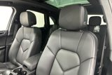 Used 2024 Porsche Macan image 5