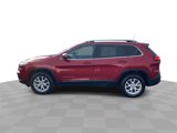 Used 2017 Jeep Cherokee Latitude w/ Cold Weather Group image 5