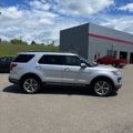 Used 2018 Ford Explorer Limited image 5