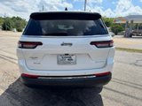 Used 2023 Jeep Grand Cherokee L Laredo image 4