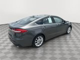 Used 2020 Ford Fusion SE image 5