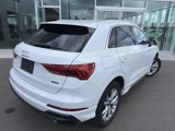 Used 2022 Audi Q3 2.0T Premium Plus image 3