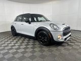 Used 2015 MINI Cooper S image 2