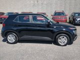 Certified 2021 Hyundai Venue SE image 2