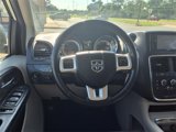 Used 2016 Dodge Grand Caravan SXT w/ Rear Park Assist Package image 4